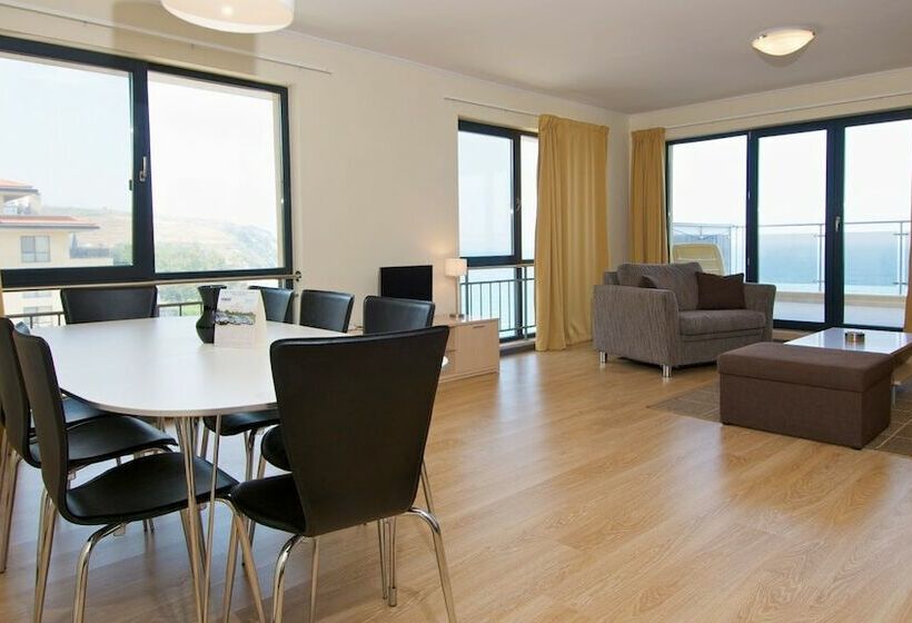 Апартаменты 3 Спальни, Byala Beach Resort