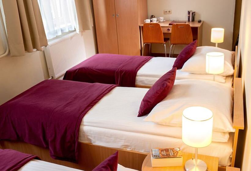 Номер Стандарт Трехместный, Mały Kraków Apart