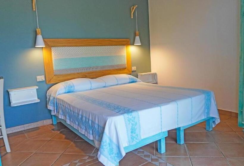 标准工作室, Residence Hotel Lu Nibareddu