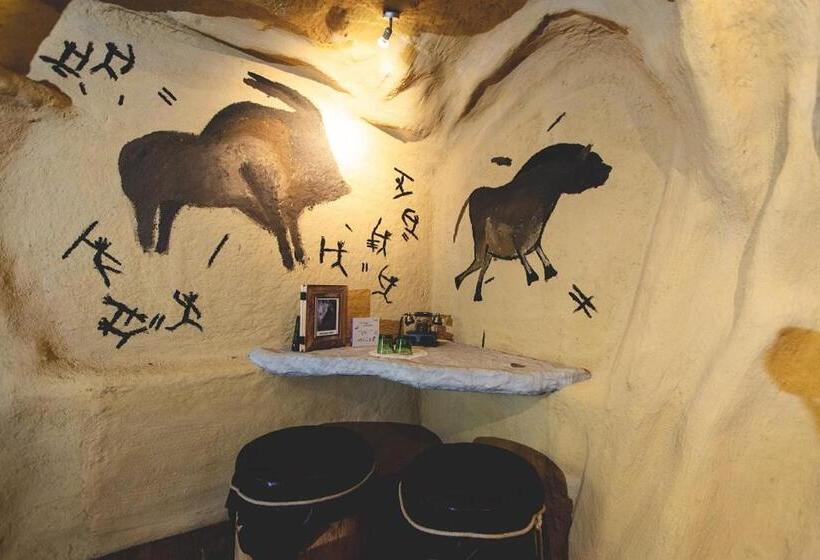 Номер Deluxe, Roanwirt