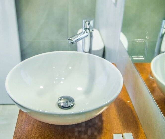 Escritório Estándar, Alva Hotel Apartments