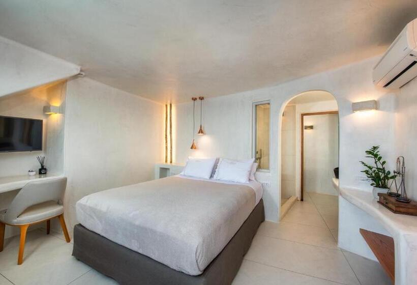 Полулюкс с Видом, Athina Luxury Suites