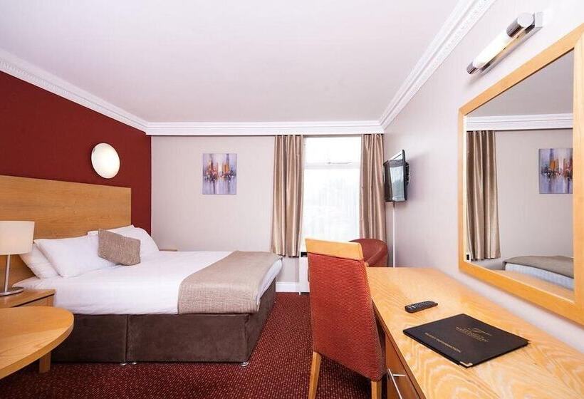 Номер Стандарт Индивидуальный, Treacys West County Conference And Leisure Centre