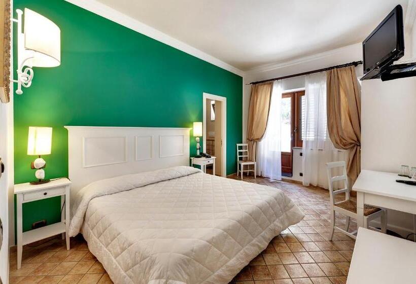 Классический Номер Вид на Сад, Villa Enrica   Aeolian Charme