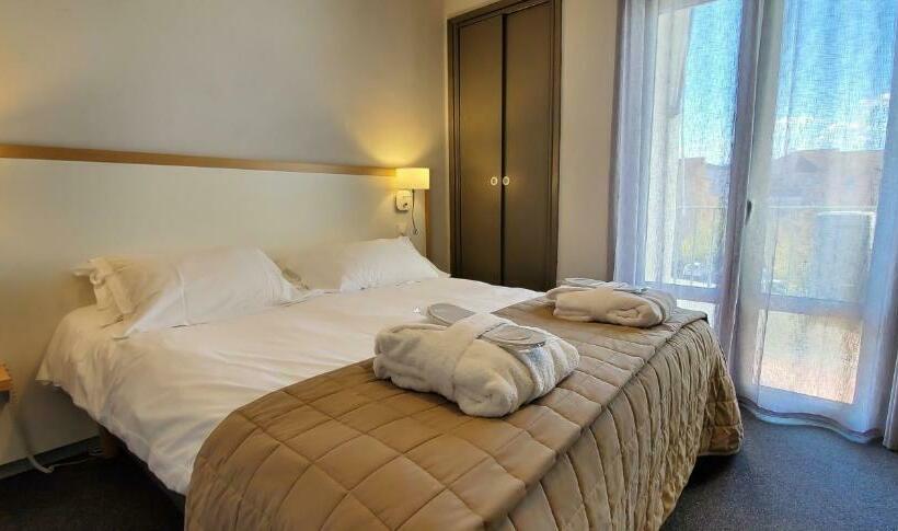 Номер Deluxe, Aleria Hotel Atrachjata