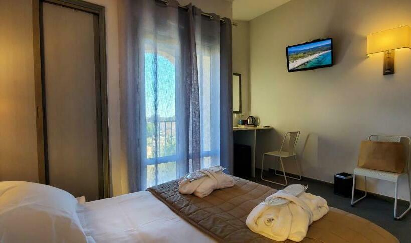 Номер Deluxe, Aleria Hotel Atrachjata