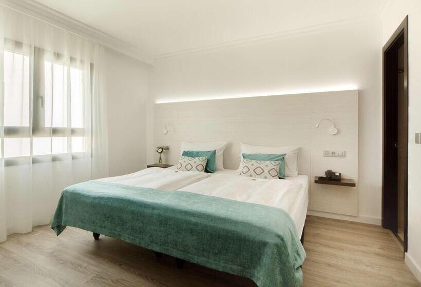 수피리어 룸 바다 전망, Hilton Mallorca Galatzo
