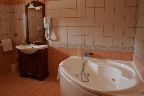 Номер Стандарт Индивидуальный, Marchesina Resort Srls