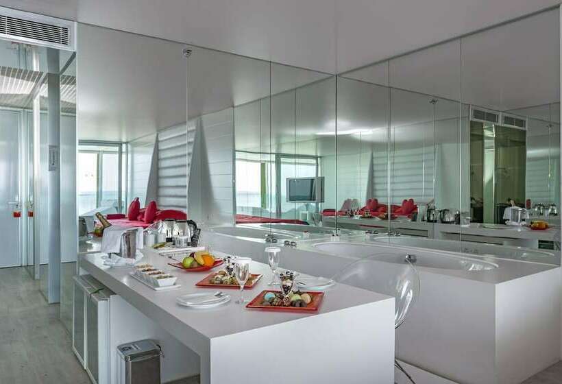 جناح, Adam & Eve   Adult Only