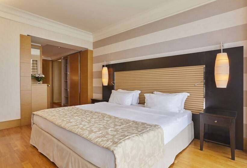 سوئیت اجرایی با چشم‌انداز دریا, Kempinski Hotel Adriatic Istria Croatia