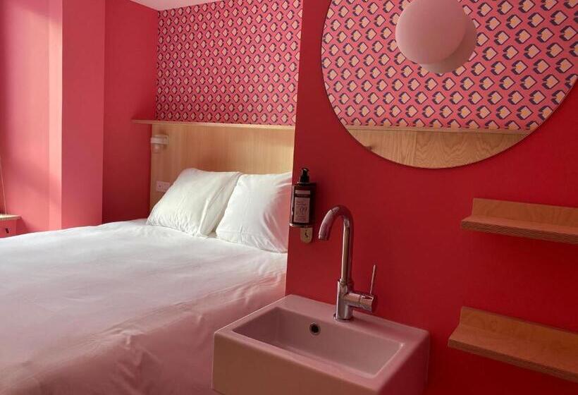 Номер Стандарт, Cosmiques Hotel   Centre Chamonix
