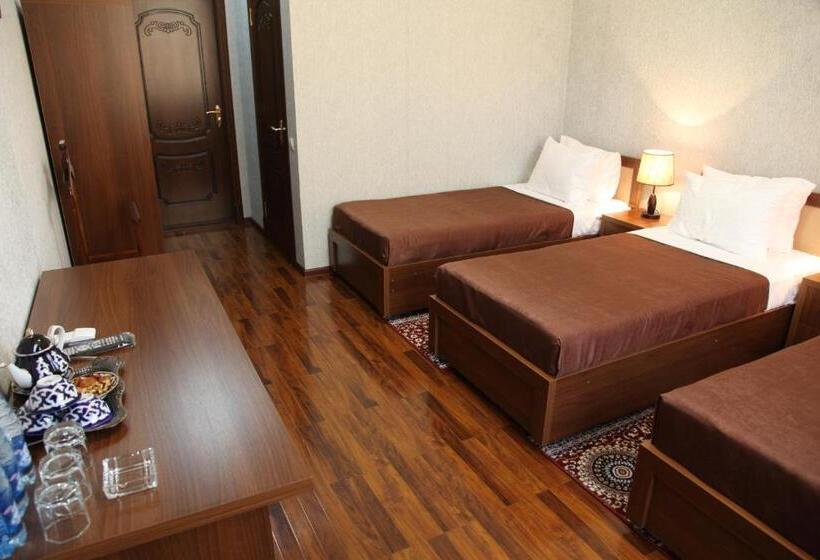 اتاق سوپریور سه تخته, Vardonze