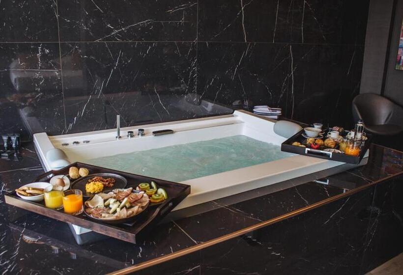 Люкс Кровать Кинг, & Resort Tre Fontane Luxury