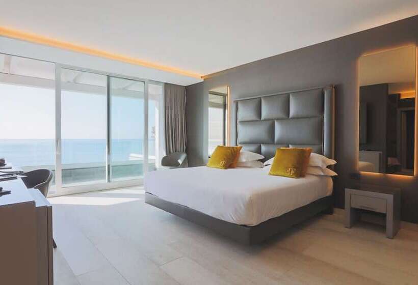 Люкс Кровать Кинг, & Resort Tre Fontane Luxury