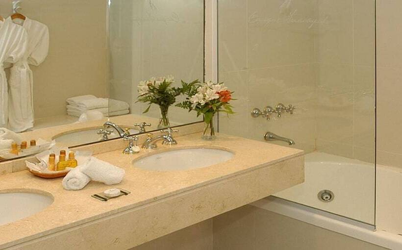 Трехместный Номер Superior, Cacique Inacayal Lake Hotel & Spa