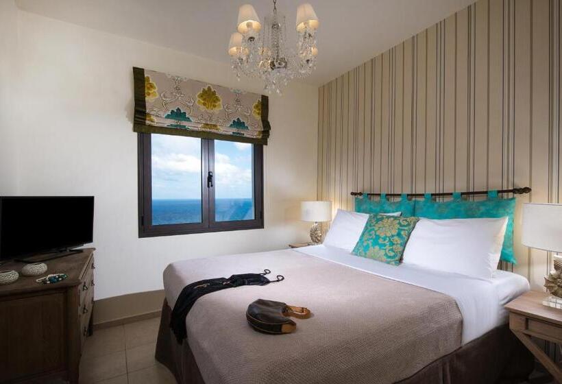 سوئیت با وان آب گرم, Creta Blue Boutique
