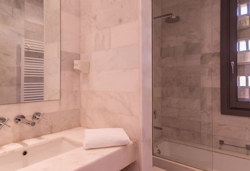 스탠다드 테라스 룸, Hôtel Spa La Romana, The Originals Relais