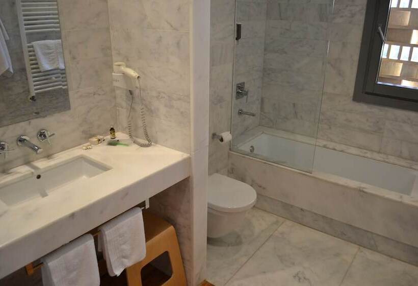 스탠다드 싱글 룸, Hôtel Spa La Romana, The Originals Relais