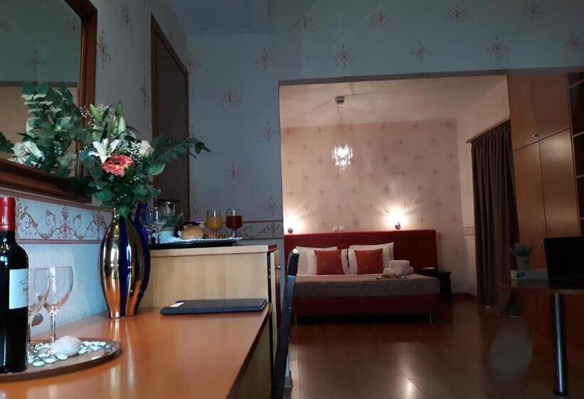 جناح جونيور مطلّ علي البحر, Grand Olympic Hotel Loutraki