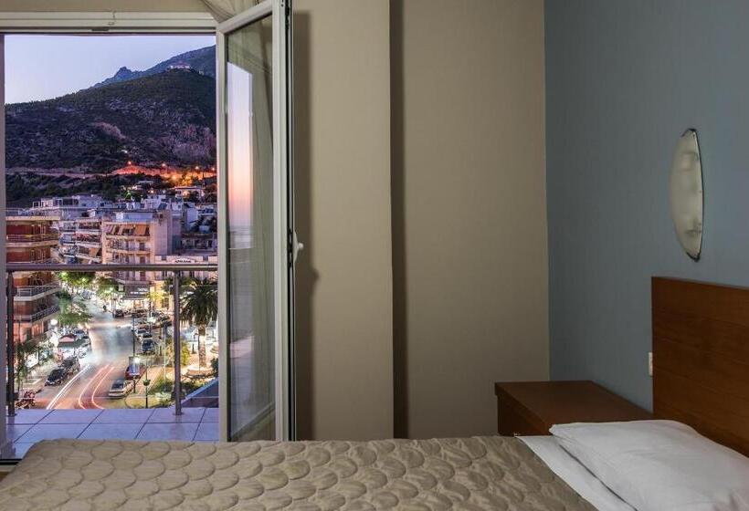 غرفة كومفورت ثلاثية, Grand Olympic Hotel Loutraki