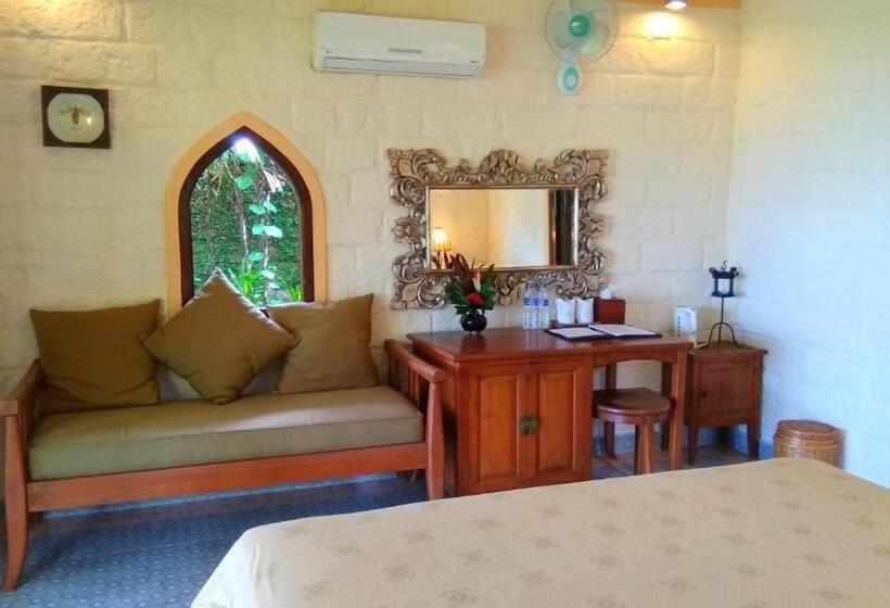 스탠다드 방갈로 정원 전망, Gajah Mina Beach Resort