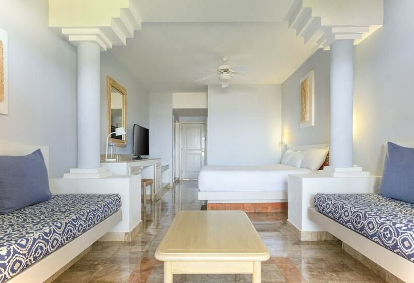 Junior Suite met Uitzicht op Zee, Iberostar Waves Tucán