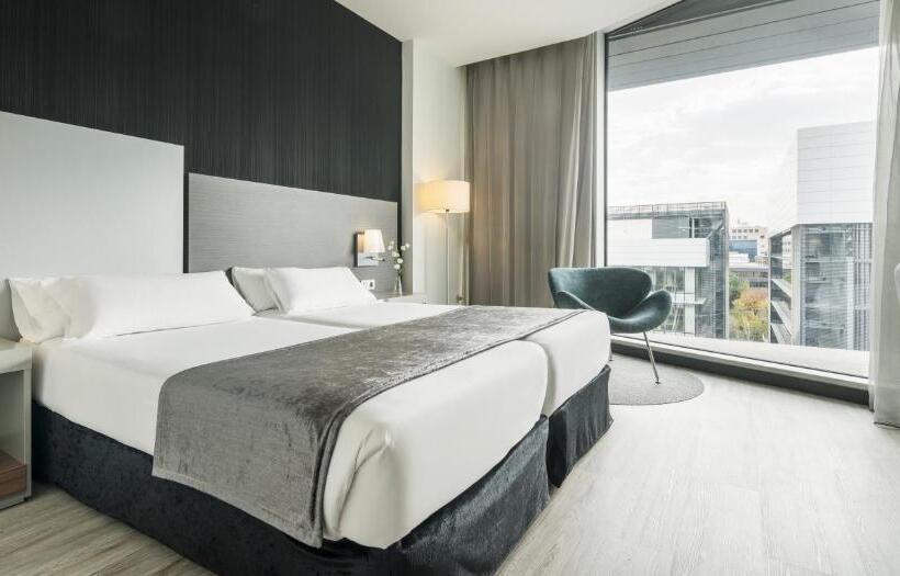 Quarto Triplo Estandar, Ilunion Atrium