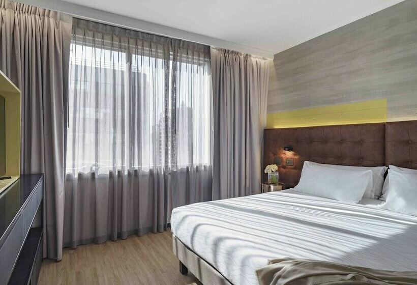 주니어 스위트, Pullman Santiago El Bosque