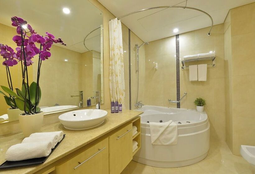 آپارتمان مدیریتی 3 خوابه, Somerset Al Fateh Bahrain