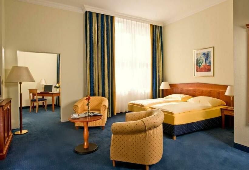 اتاق استاندارد سه نفره, Wyndham Garden Berlin Mitte
