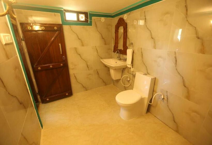 Номер Deluxe Кровать Кинг, Hillfort Hotels & Resorts Yelagiri