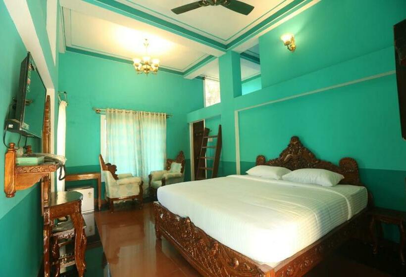 Номер Deluxe Кровать Кинг, Hillfort Hotels & Resorts Yelagiri
