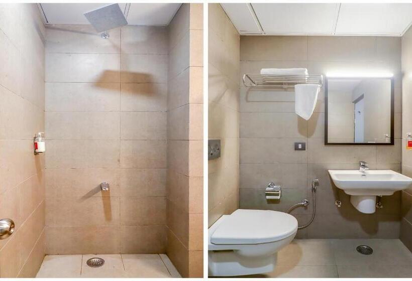 Трехместный Номер Классика, Super Townhouse Jashn