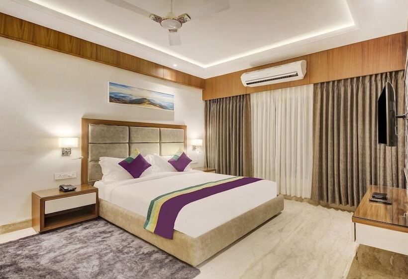 标准间, Treebo Premium Tahoora International