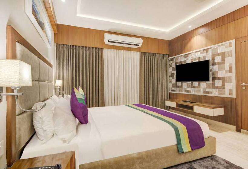 标准间, Treebo Premium Tahoora International
