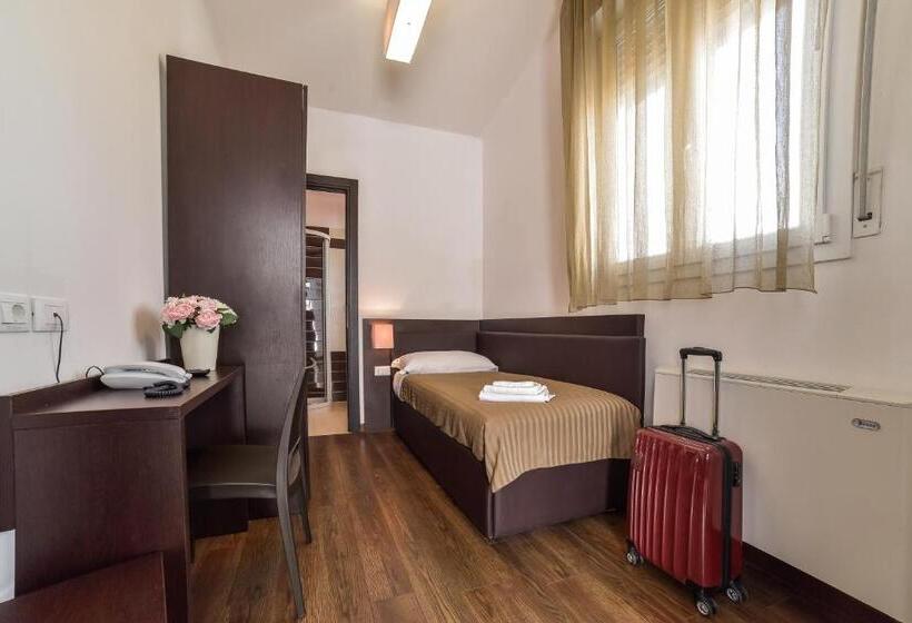 Quarto Estandar Individual, Diamante