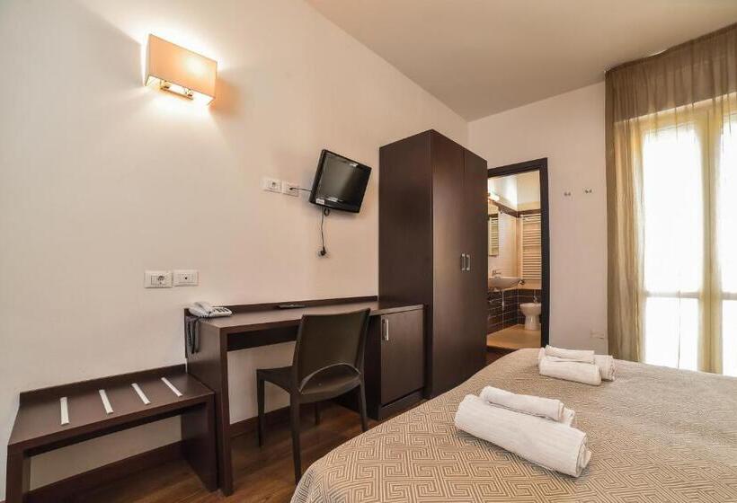 Quarto Triplo Superior, Diamante