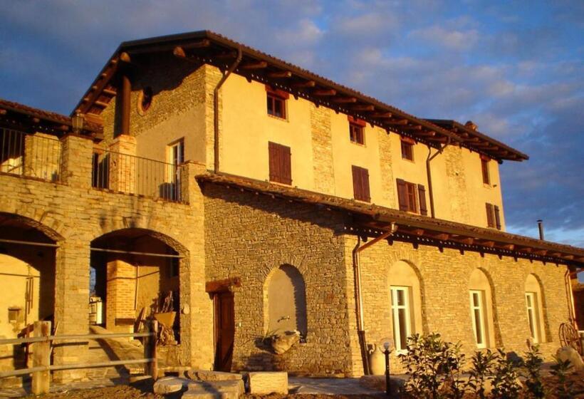 Апартаменты 1 Спальня Нижний Этаж, Agriturismo Sondrea