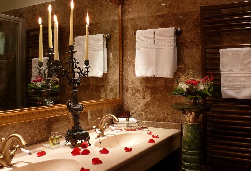 استودیو اجرایی, Domenii Plaza By Residence Hotels