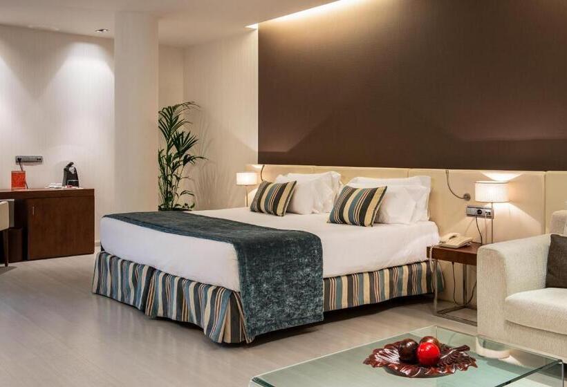 Номер Deluxe, Diagonal Plaza