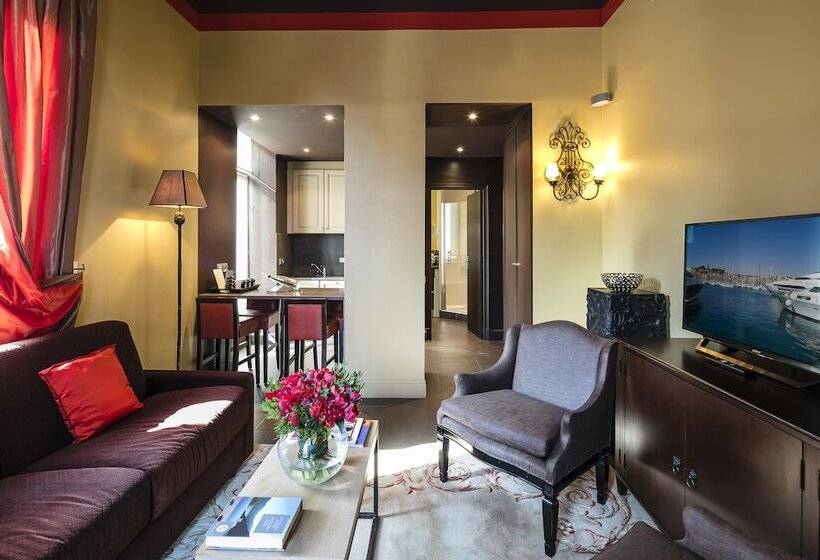 디럭스 스위트, Villa Garbo