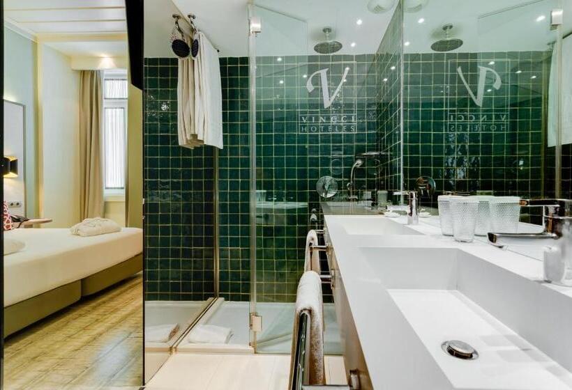 Quarto Familiar, Vincci Baixa