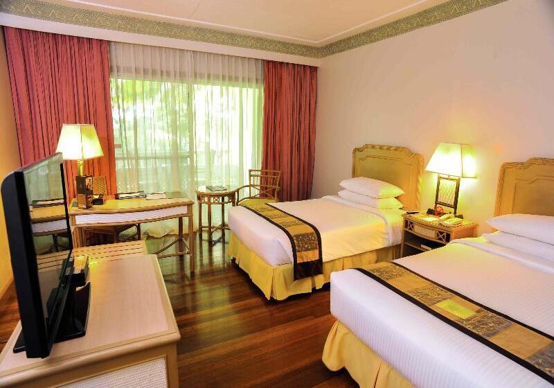 Номер Deluxe, Waterfront Insular Hotel Davao
