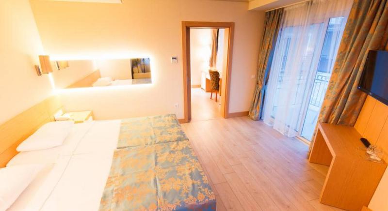 Cameră Familiară, L'Oceanica Beach Resort