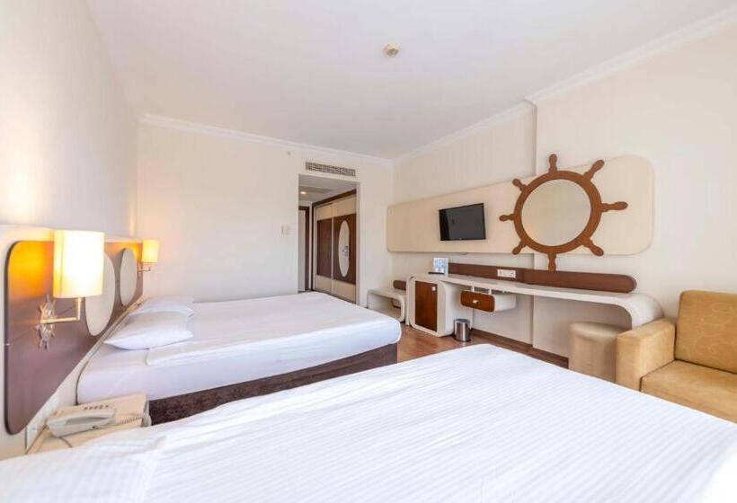 标准间, Transatlantik Beach