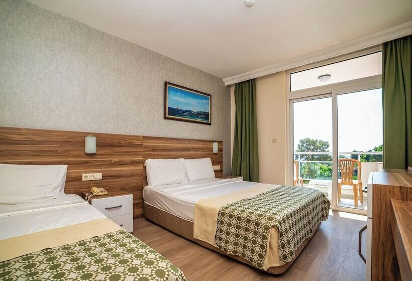 Quarto Estandar, Transatlantik Beach