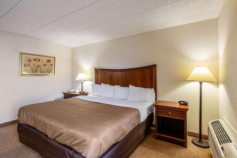 Quarto Estandar Cama King, Tulsa Square Hotel Central, I-44 By OYO