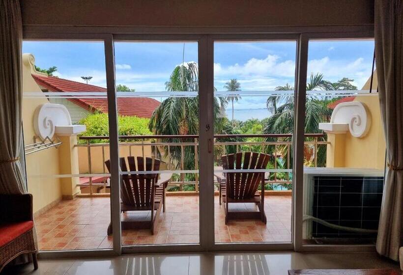 Номер Deluxe Вид на Бассейн, Bella Villa Cabana