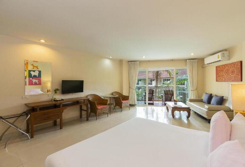 Номер Deluxe Вид на Бассейн, Bella Villa Cabana