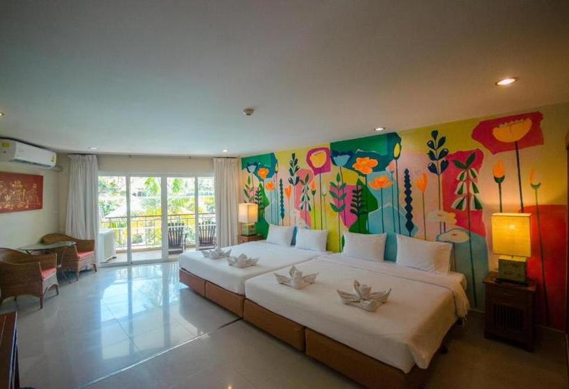 Номер Deluxe Вид на Бассейн, Bella Villa Cabana